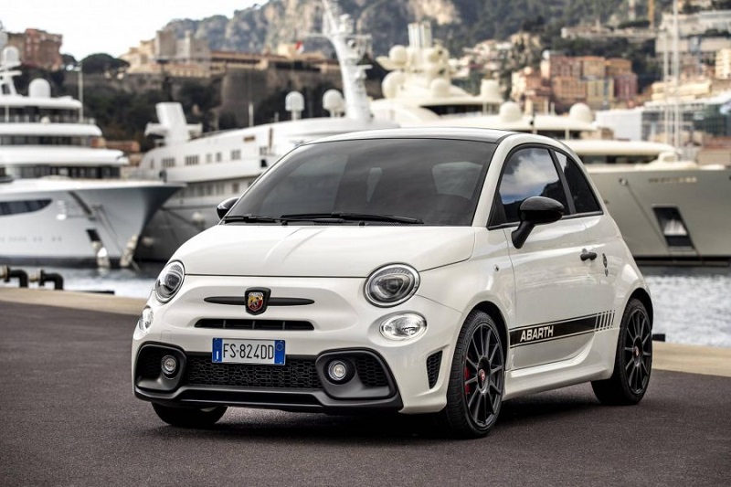 Abarth 595 Competizione Katar