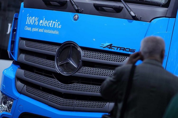 Elektrikli Mercedes Benz Actros Geliyor!