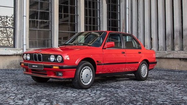 BMW 3 Serisi Tarihi.