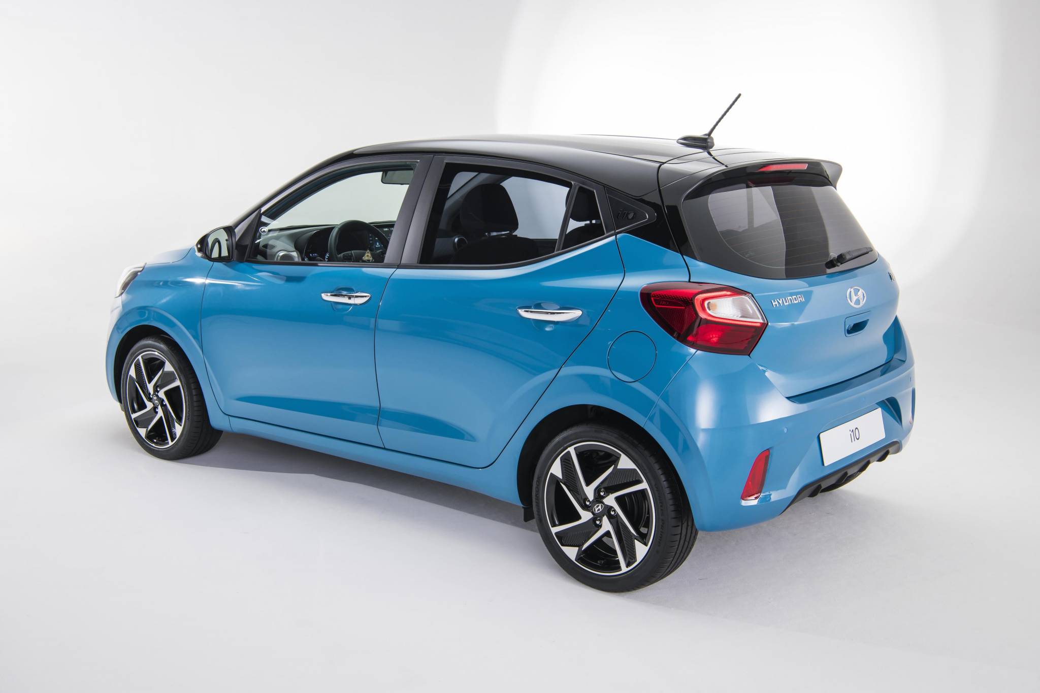 Hyundai a 1210li