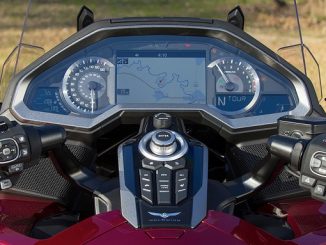 Honda Gold Wing Android Auto.
