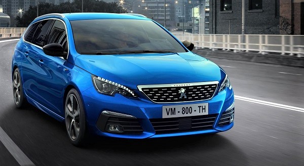 2020 Peugeot 308 Vertigo Blue.