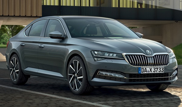 2021 Skoda Superb fiyat listesi.