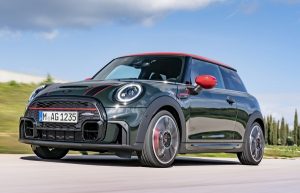 Yeni MINI John Cooper Works.